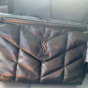 YSL LouLou Puffer Shoulder Bag Quilted leather size Medium